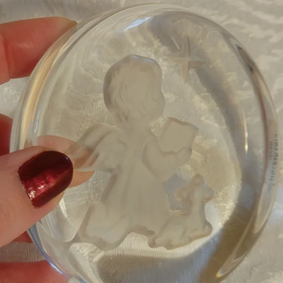 Danbury Mint "The Littlest Angel" Lead Crystal Sculpture/Paperweight- 19…